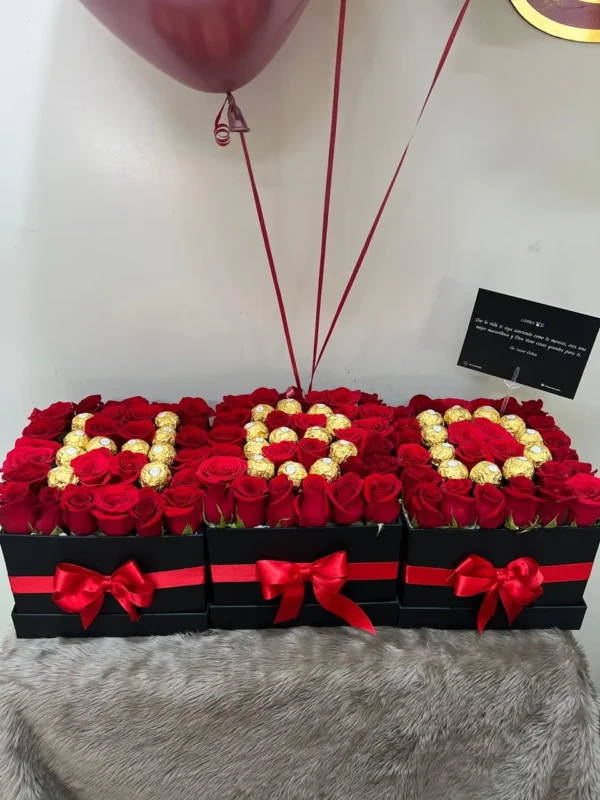 3 cajas con rosas y chocolates Ferrero Rocher. HBD