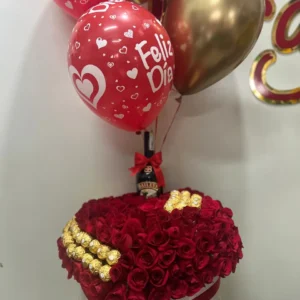 Caja corazon con rosas rojas, chocolates Ferrero Rocher, botella de Bailey's y globos con helio