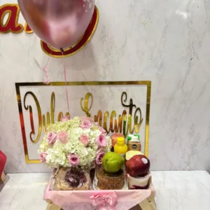 Desayuno sorpresa con globos y hortensias